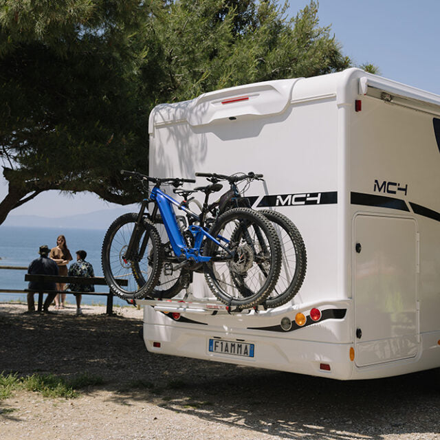 Pro C — Compact, height-adjustable wall rack for smaller motorhomes