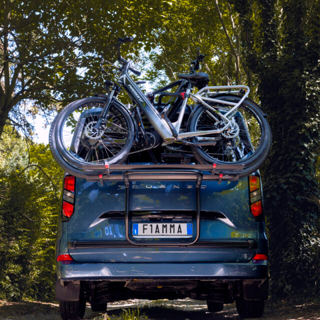 Ford Custom V710 — Simple, solid bike carry for the new Transit Custom