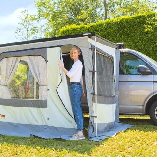 Privacy Room vs windbreaks: what to use, and when