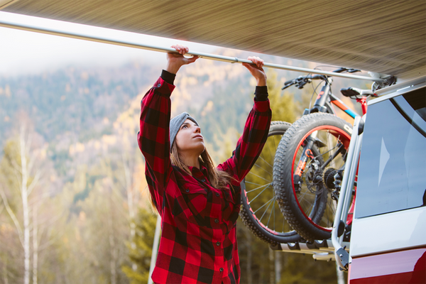 Raise to height and tension the rafter