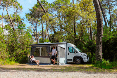 Privacy Ultra Light 450 – fits 450 cm awning · height 230–280 cm · depth 250 cm - Fiamma panels and enclosures for caravans and motorhomes, designed to create shaded, sheltered outdoor living spaces - My Fiamma