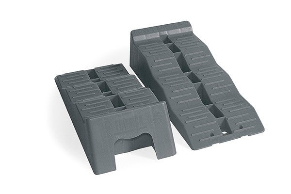 Fiamma Kit Level Up – Pair of Levelling Ramps with Carry Bag – Grey – 3-Level (4/7/10 cm) - Fiamma levelling systems and accessories ensuring stable, even positioning of caravans and motorhomes on uneven ground - My Fiamma
