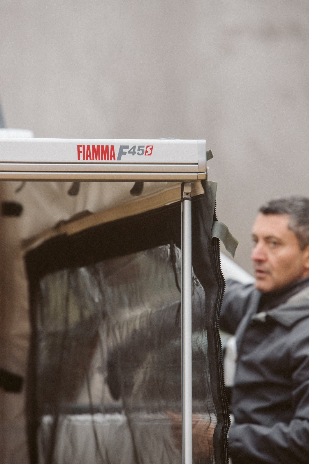 Fiamma privacy room and side panels attached to an awning – Side Panels My Fiamma