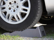 Fiamma Level Up System – Pair of Levelling Ramps – Grey – 3-Level (4/7/10 cm) - Fiamma levelling systems and accessories ensuring stable, even positioning of caravans and motorhomes on uneven ground - My Fiamma