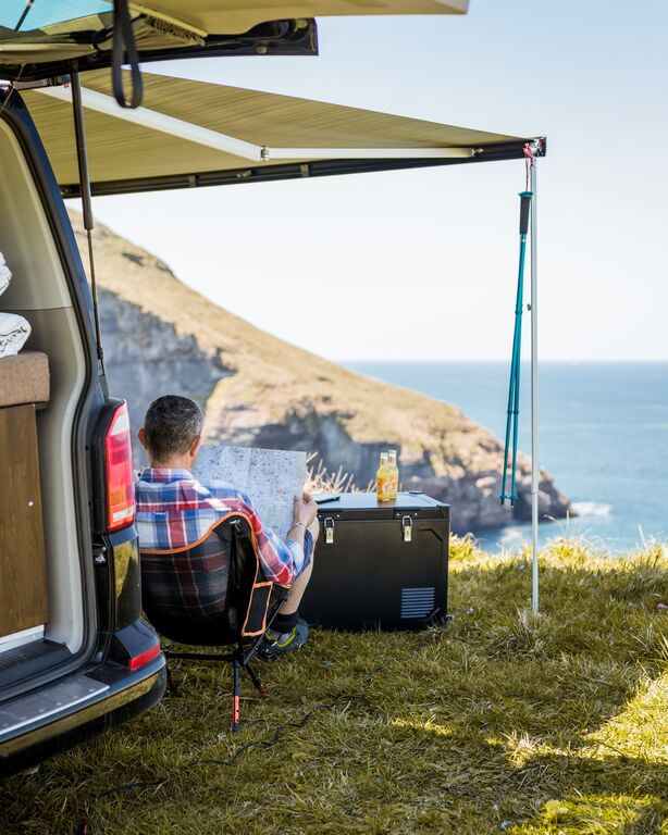 F45s 260 - VW T5 / T6 M / T - RHD - Wall Installation Awning - Fiamma wall-mounted awnings for caravans and motorhomes providing shade and sheltered outdoor space - My Fiamma